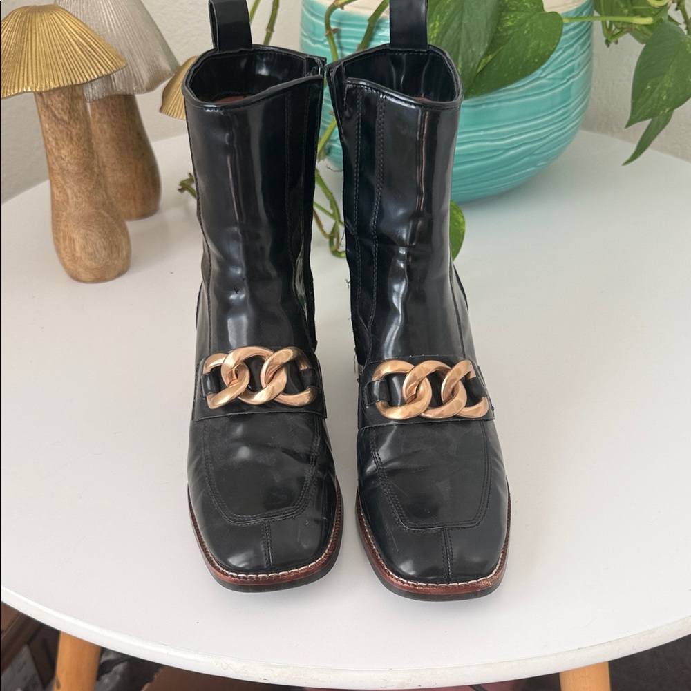 Steve Madden Glossy Black Ankle Boots with Gold Chain
